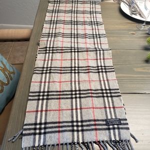 Burberrys scarf